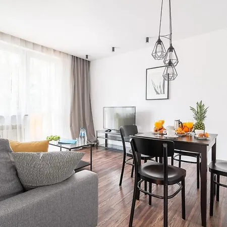 W Rent Like - Grojecka 115