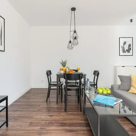 Apartamento W Rent Like - Grójecka 115 Varsovia
