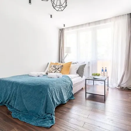 W Rent Like - Grojecka 115 Warsaw